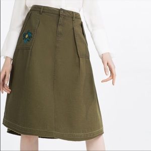 Zara Skirts - ๐NWT Zara army green embroidered denim midi skirt Zara Skirts - ๐NWT Zara army green embroidered denim midi skirt